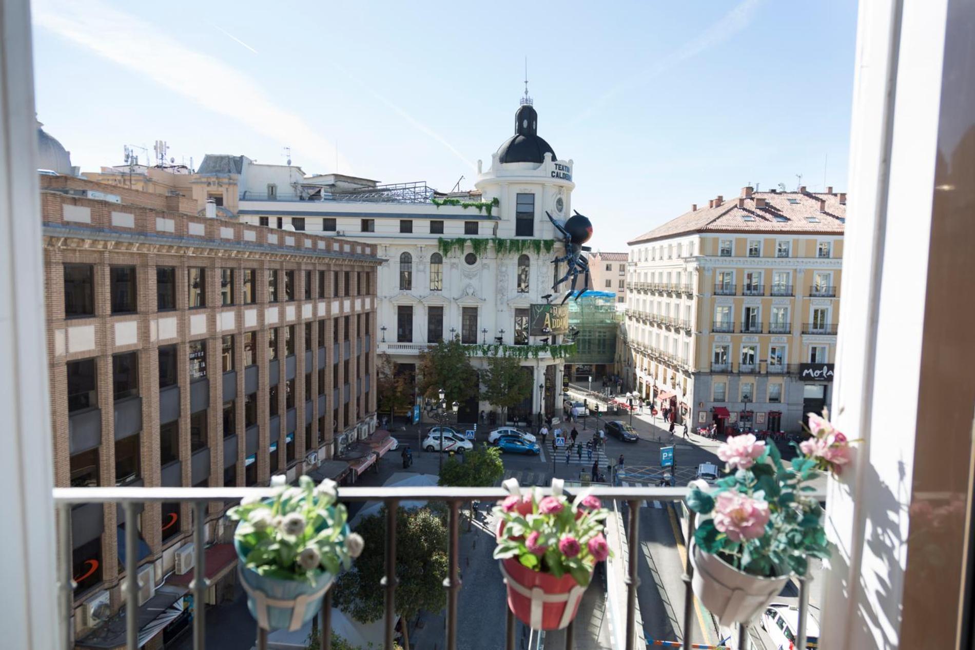 Appartement Puerta Del Sol à Madrid Extérieur photo